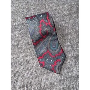 Claybrooke Mens Tie Red Green Beige Paisley 100% Silk Made In Dominican Republic